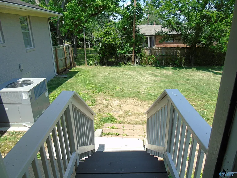 1903 Melbourne Ave NE — Photo 17