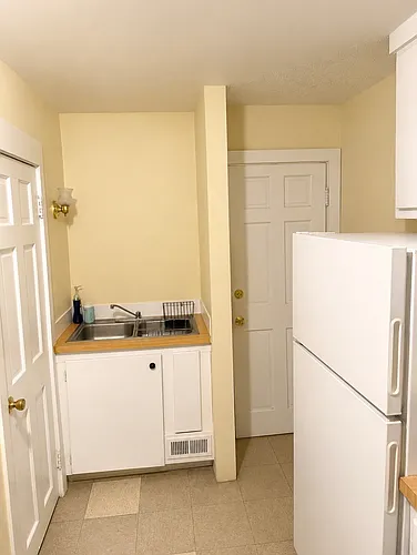 32 Grant St #4 Photo 1