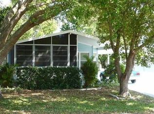 414 Fountainview Ct, Debary, FL 32713