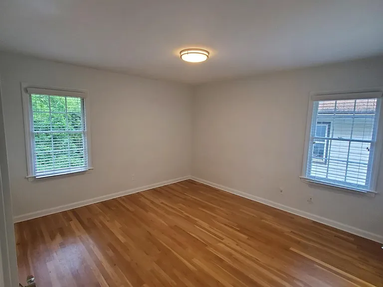 508 Allen Rd NE — Photo 7