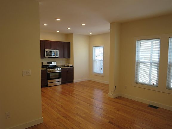 5th image of 60 School St #1