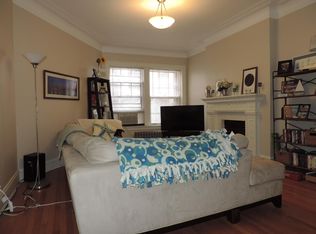 618 Sheridan Rd, Evanston, IL 60202