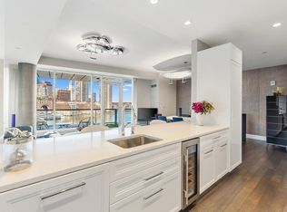 22 Liberty Dr Unit 7M, Boston, MA 02210