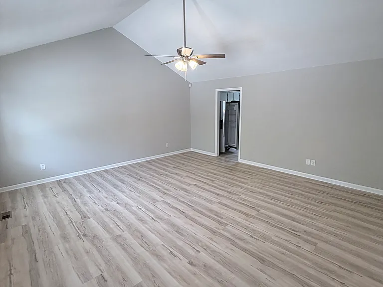315 Whitehead Rd #A — Photo 2