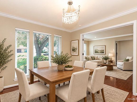 5th image of 2815 Manila Ln