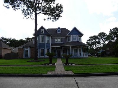 1110 Lake Country Dr, Seabrook, TX, 77586