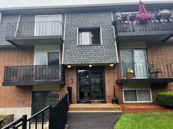 176 Maple Ave APT 1