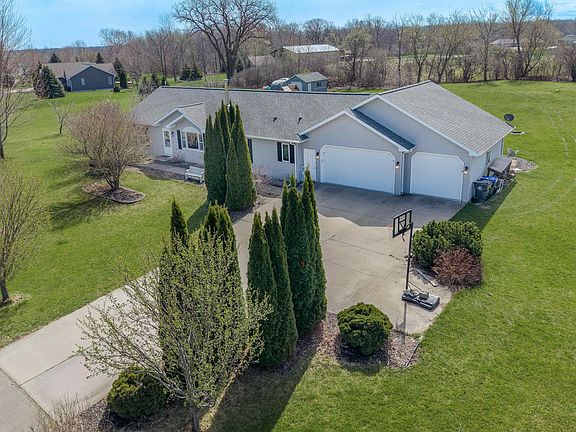 2nd image of 7361 Meadowridge Dr