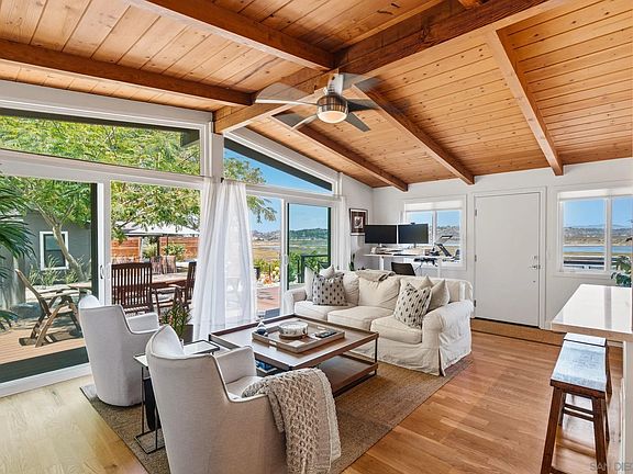 4th image of 1604-6 San Dieguito Dr