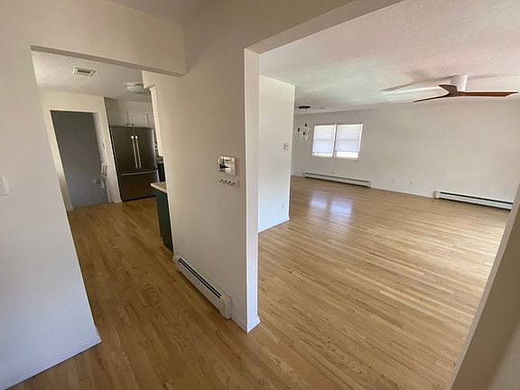 2nd image of 209 Hermosa Dr SE