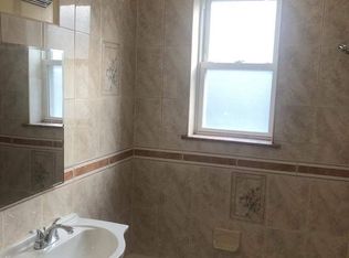 3043 47th St APT 2, Astoria, NY 11103