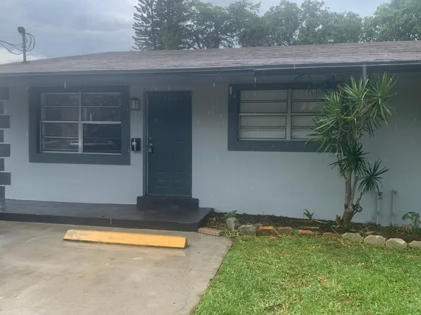 108128 NW 2nd Ave, Hallandale, FL 33009
