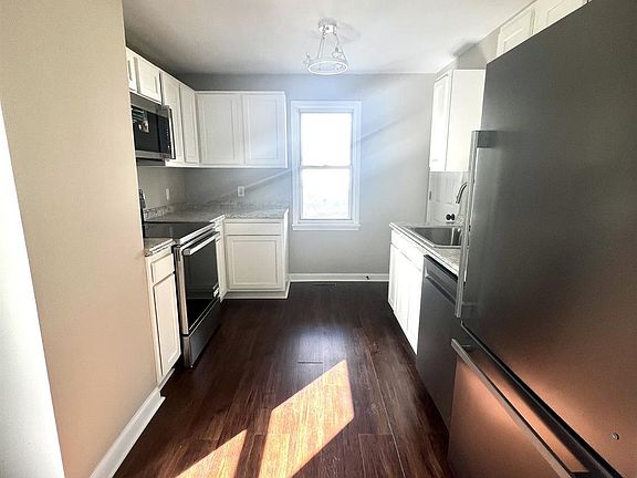 4th image of 405 Lawson Ave