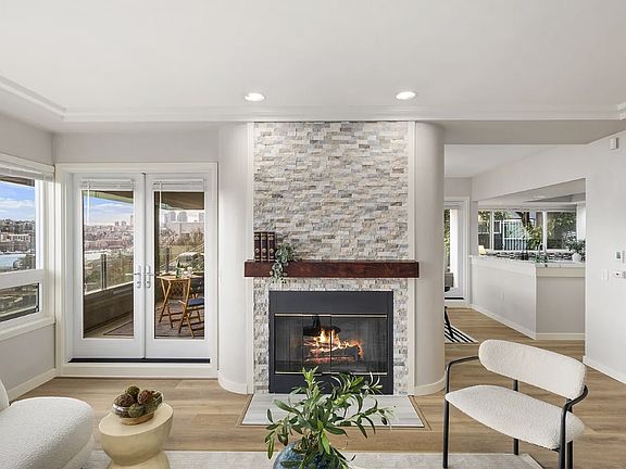 2nd image of 1768 Aurora Ave N APT 103