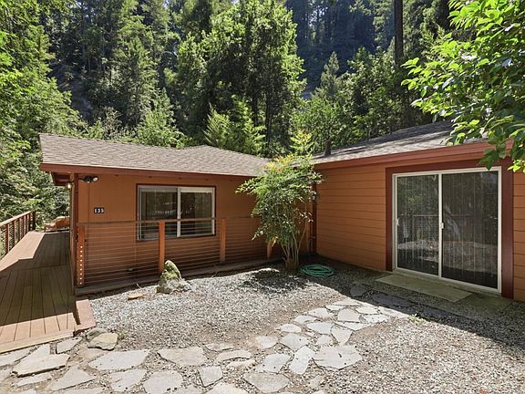 2nd image of 135 Glen Lomond Ln