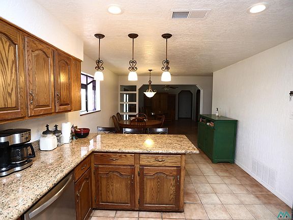 2nd image of 5106 Los Nogales Dr