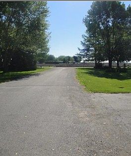 2nd image of 2242 Marilyn Dr