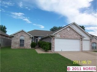 3008 N 2nd St, Broken Arrow, OK 74012