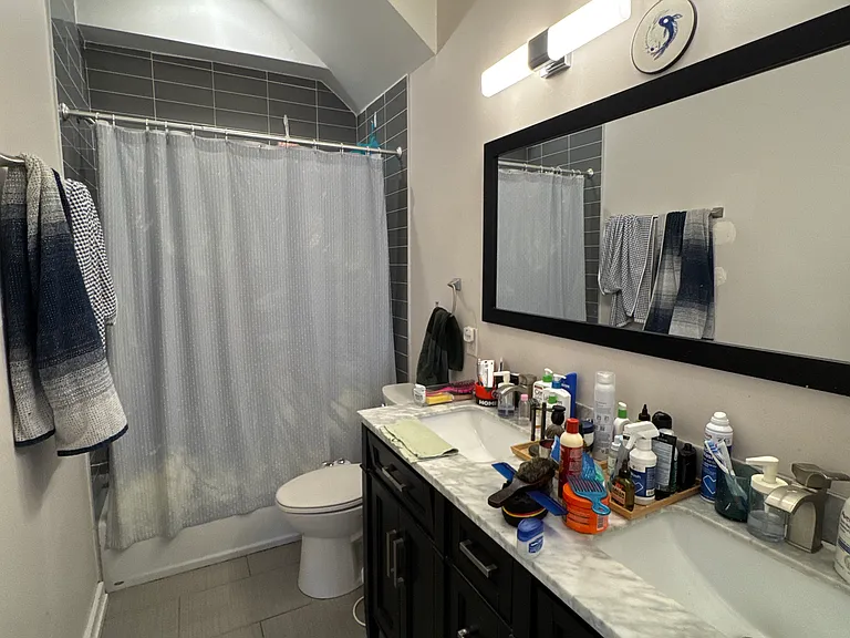 1309 S 20th St #4 — Photo 26
