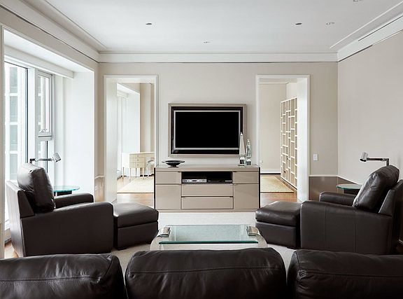 3rd image of 900 N Michigan Ave #21F