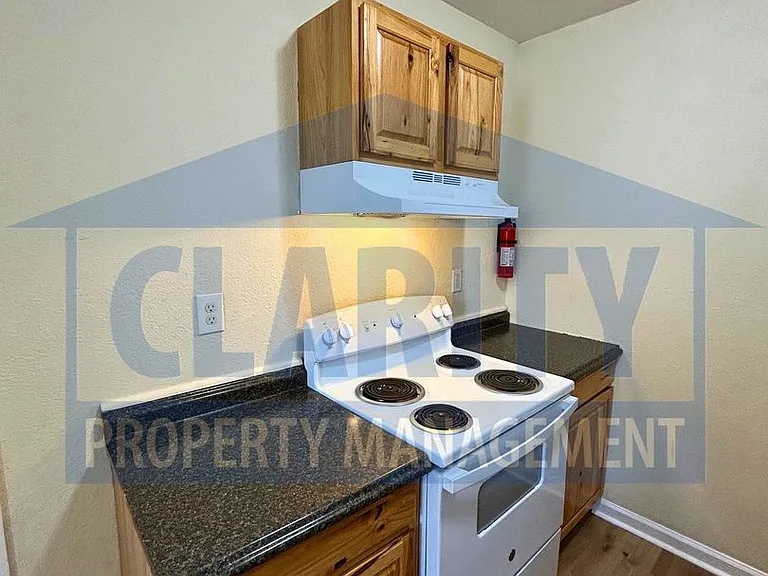 185 County Road 323 — Photo 6