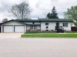 103 S Hanover St, New Lisbon, WI 53950