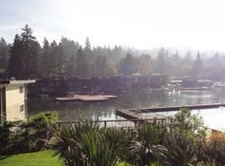 236 Ridgeway Rd, Lake Oswego, OR 97034