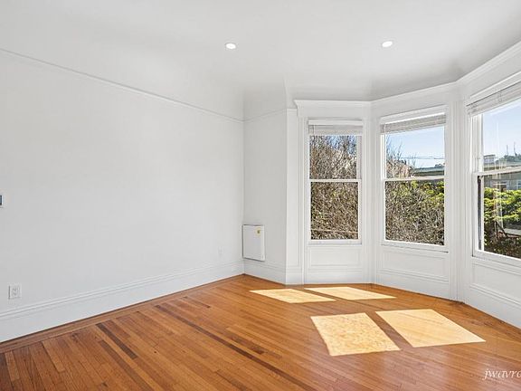 4th image of 350 Frederick St APT 3