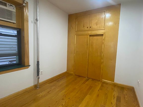 4th image of 203 Mott St APT 2