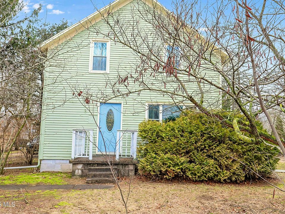 1st image of 1402 S Crissey Rd