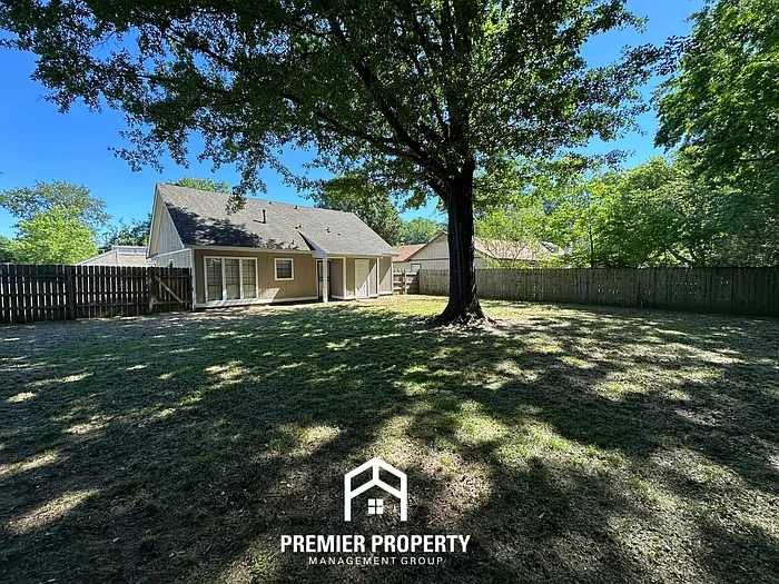 6167 Scarlet Leaf Dr — Photo 20