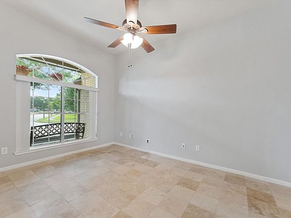 4th image of 29823 Spring Terrace Dr