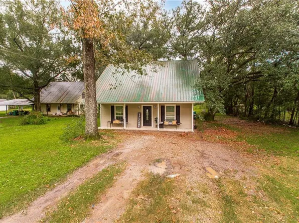 30136 Willow Ln, Hammond, LA 70403