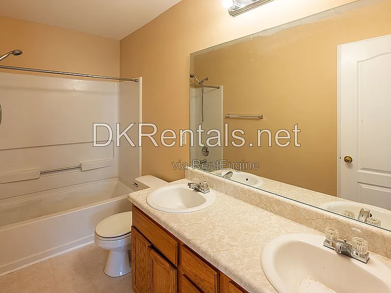 7712 Autry Cir #408 — Photo 11