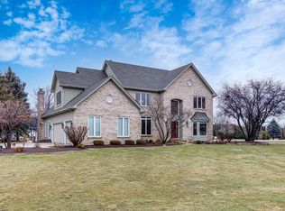 4N515 Turnmill Ln, West Chicago, IL