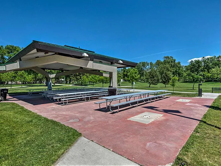 2324 S Green St #U3 — Photo 29