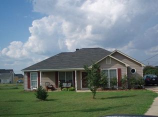 6 Blackberry Ct, Fort Mitchell, AL 36856