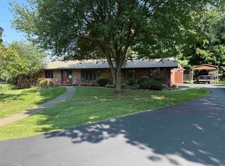 1912 Margaret Dr, Vincennes, IN 47591
