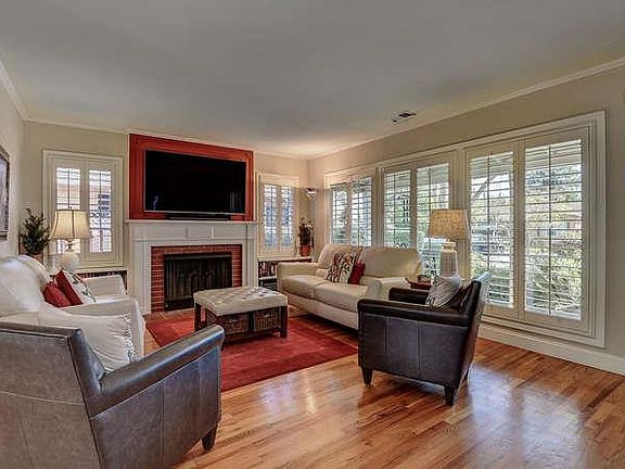 4th image of 1235 Laurie Ave