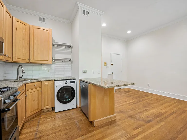 2036 Mount Vernon St #2FF — Photo 8