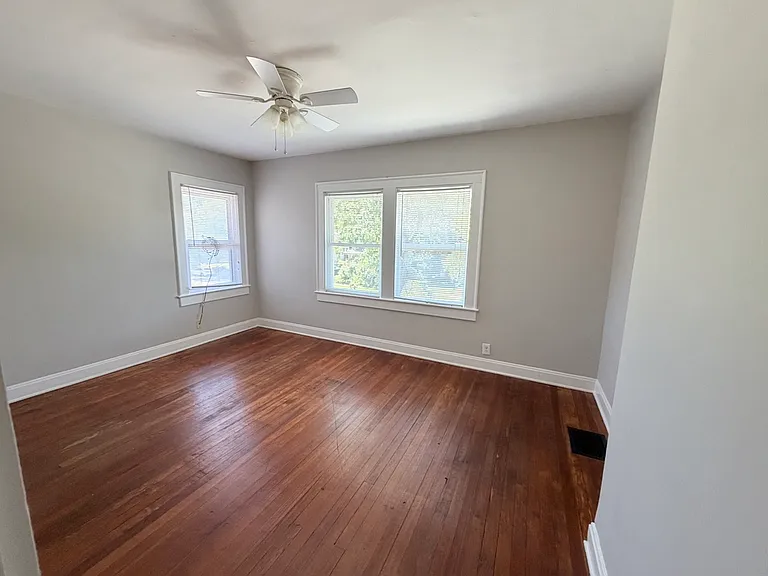 4115 N College Ave — Photo 40
