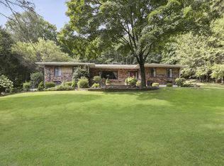 30 Brookwood Rd, Bedford, NY 10506