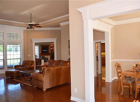 4th image of 15770 Stallion Lake Blvd