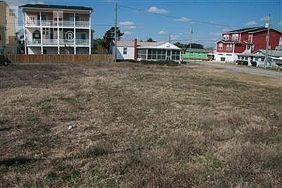 1st image of 502 S Fort Fisher Boulevard