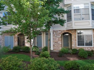 616 Kensington Ln, Livingston, NJ 07039
