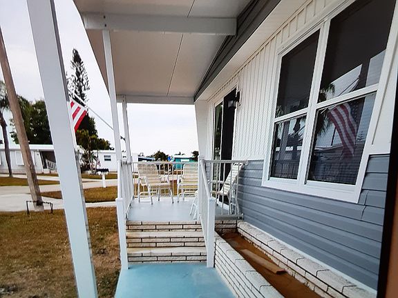 3rd image of 26168 Kings Rd