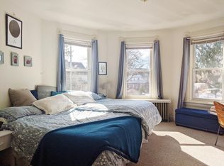 118 Linwood Ave #2F, Ardmore, PA 19003