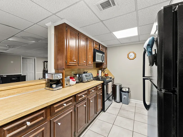 5785 Northside Dr — Photo 32