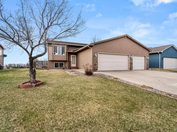 3905 W 93rd St, Sioux Falls, SD 57108