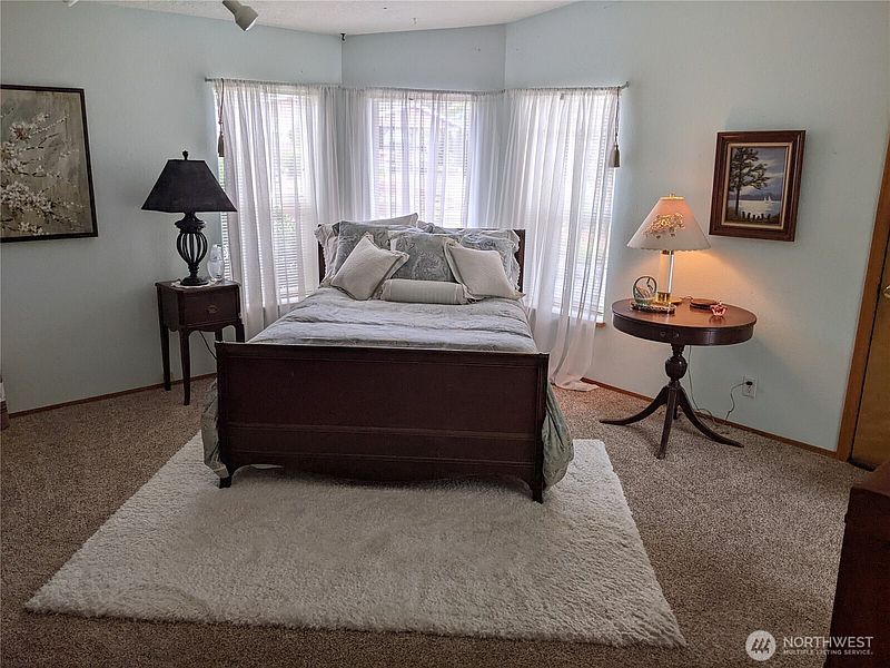 5th image of 3802 James Street #73